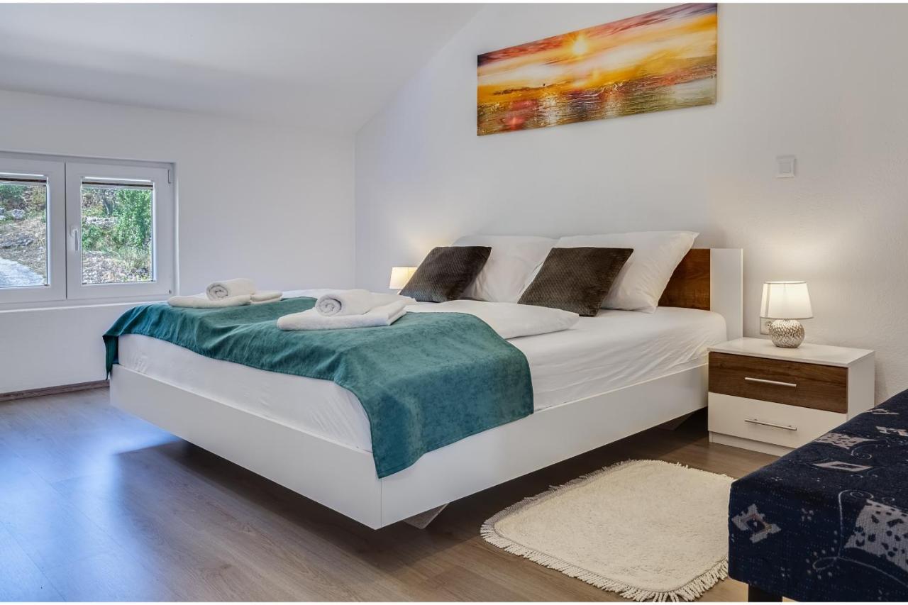 Apartman View Preko Luaran gambar